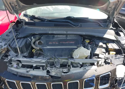 2018 Jeep Compass Sport 4X4 z USA, uszkodzony, nr VIN 3C4NJDABXJT189836